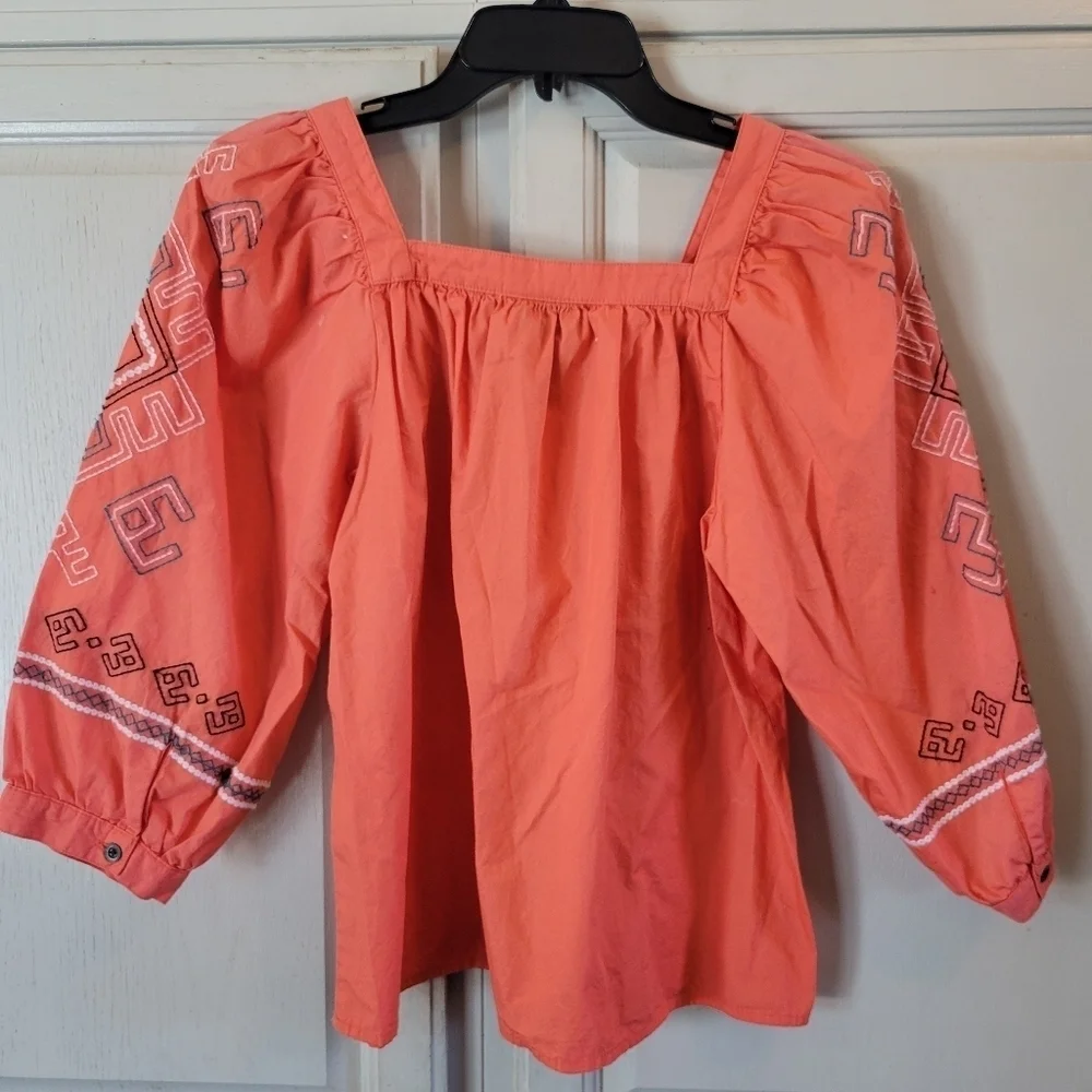 Wrangler Retro Orange Blouse with Southwestern Design Embroidered Sleeves
